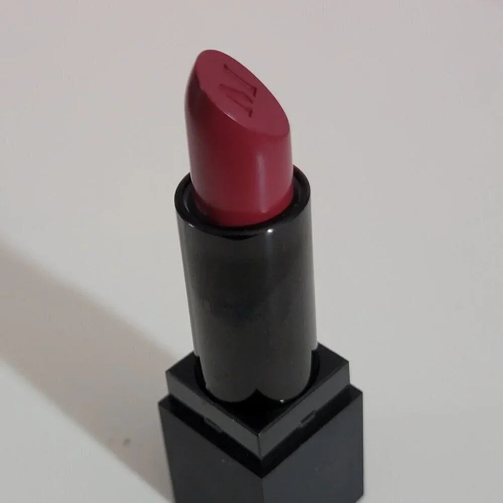 Morphe Lipstick No Shame Red Creme